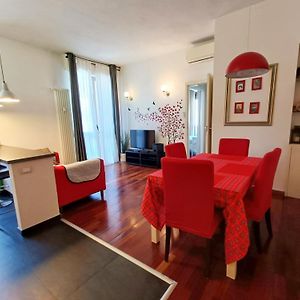 Privé Appartement met Twee Slaapkamers